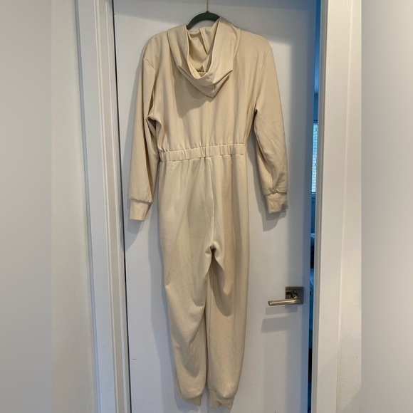 WeWoreWhat Jumpsuit - Picture 5 of 9